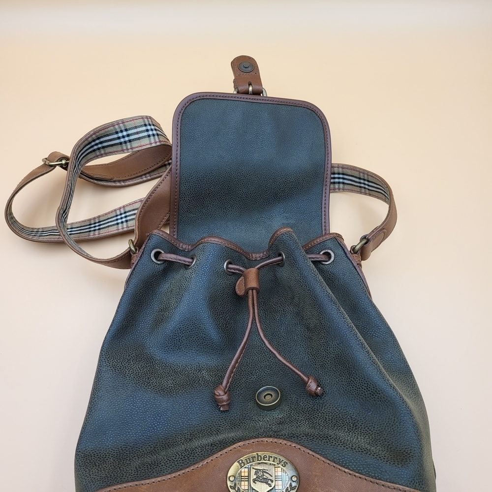 Burberrys leather vintage England check crossbody shoulder bag..authentic ! - Picture 15 of 16